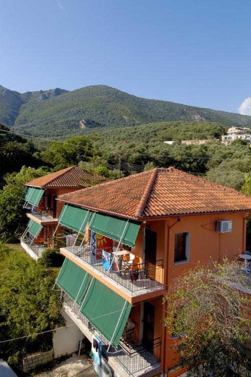 Milos Studios Párga Exterior foto
